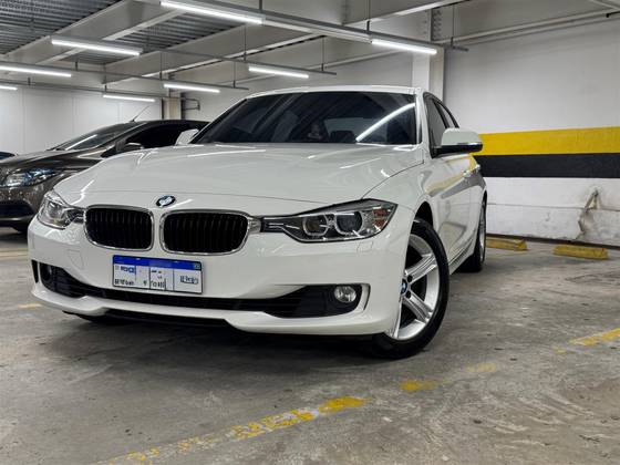 BMW 320i 2.0 16V TURBO ACTIVE FLEX 4P AUTOMÁTICO BMW 320i 2.0 16V TURBO ACTIVE FLEX 4P AUTOMÁTICO